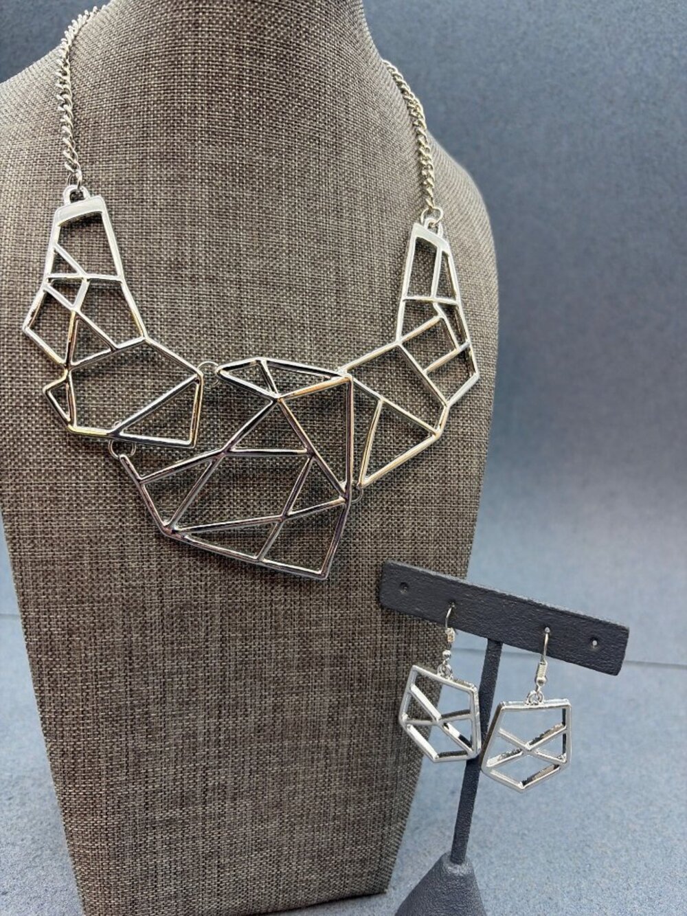 Geometric Necklace Earrings Set 16 In Shiny Silver Modern Statement Drama Glam